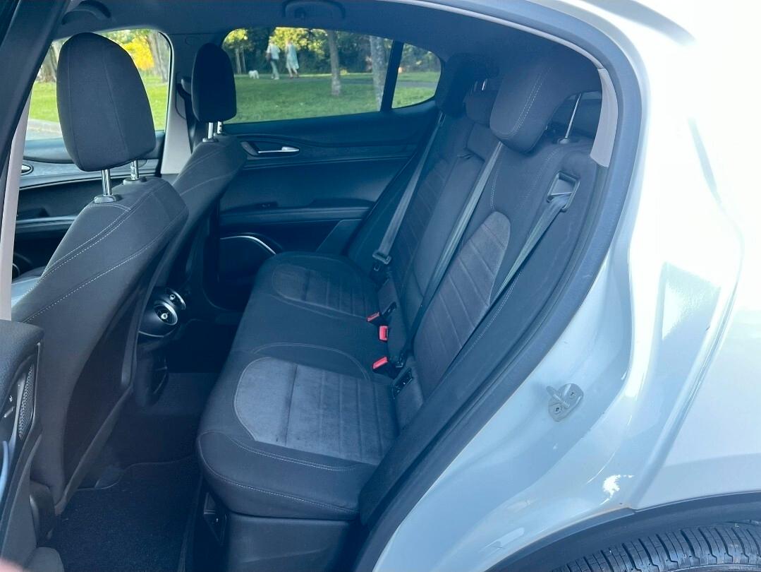 Alfa Romeo Stelvio 2.2 Turbodiesel 160 CV