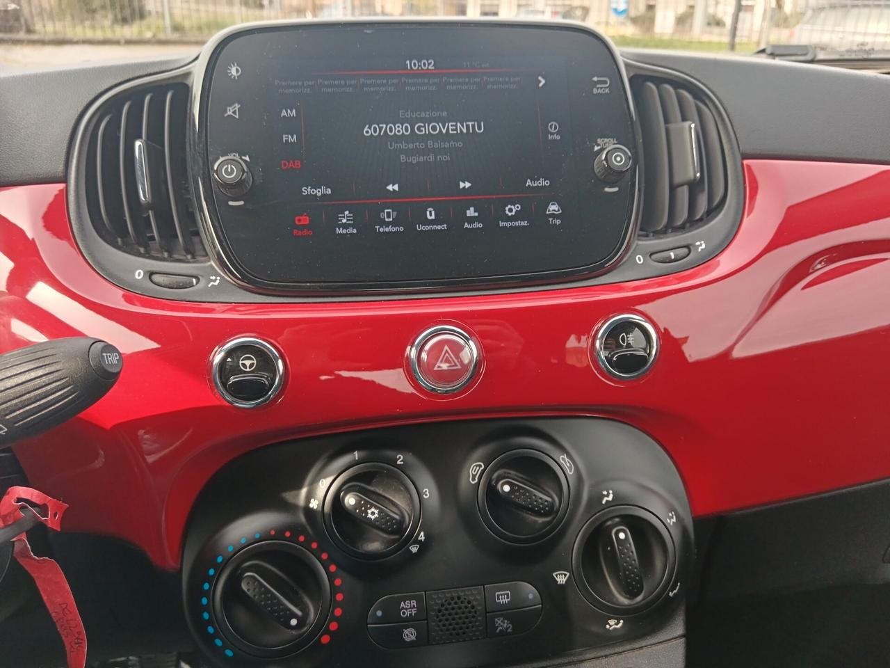 Fiat 500 1.0 Hybrid Red