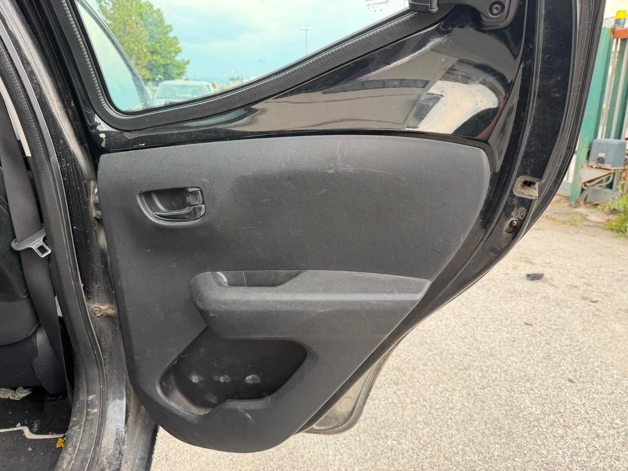 Toyota Aygo 1.0 VVT-i AUTO INCIDENTATA 99000 KM