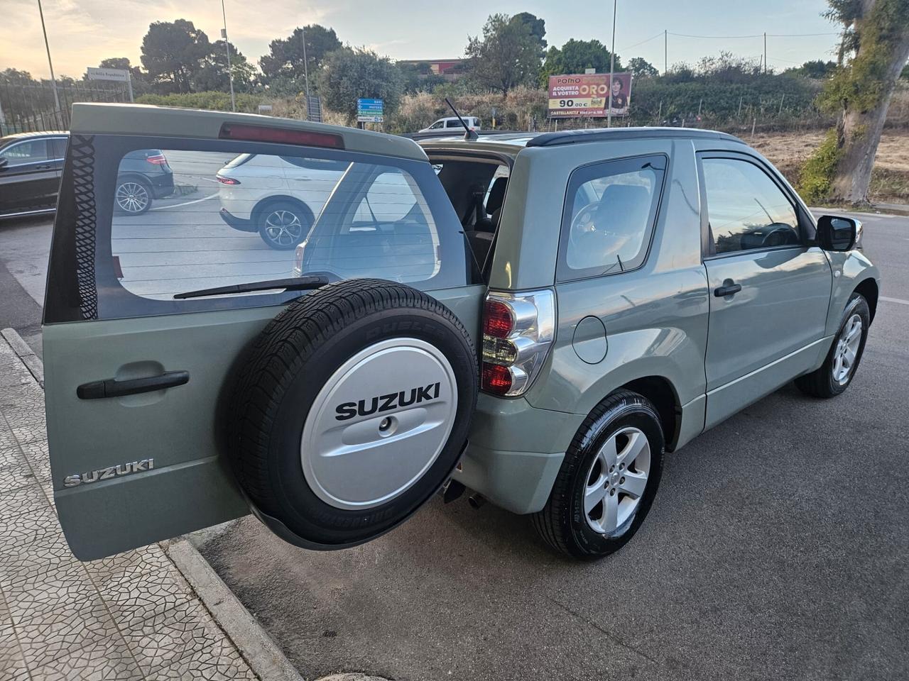 SUZUKI Grand Vitara 3porte 1.9TD 4x4 95kw 130cv
