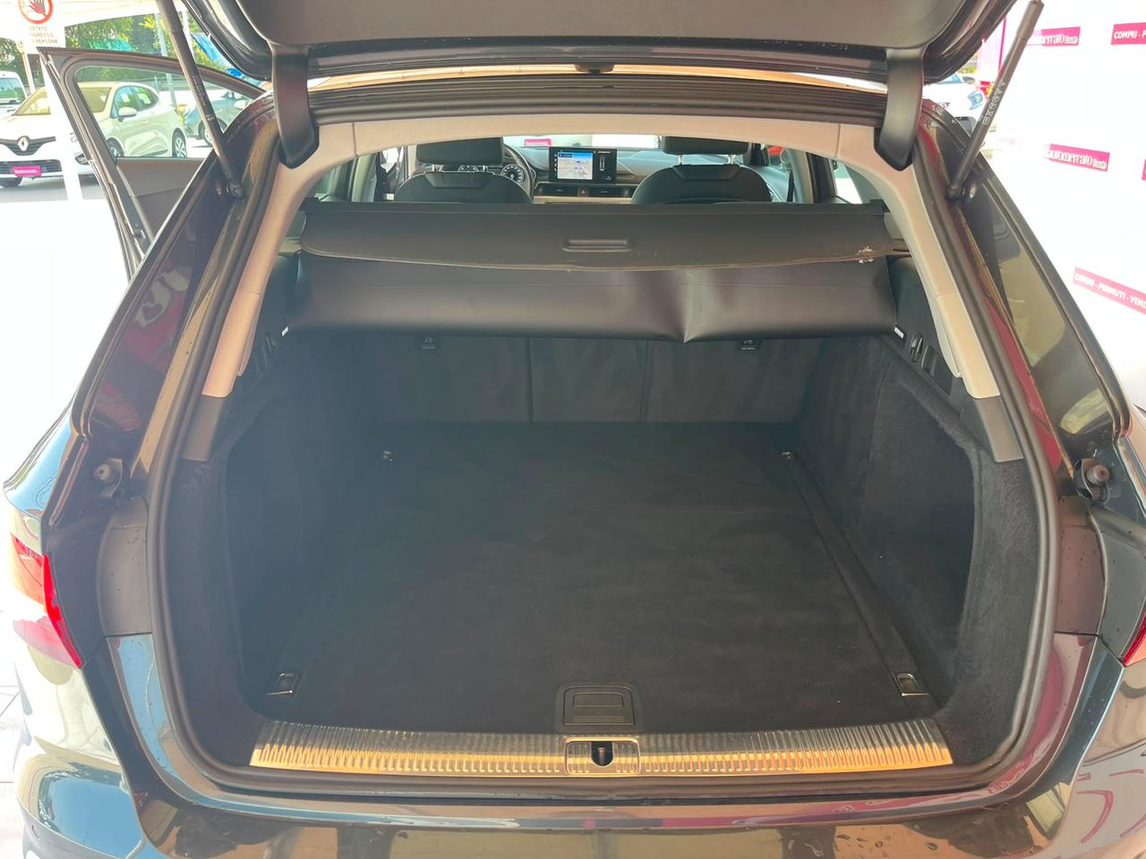 AUDI A4 5ª serie A4 Avant 35 TDI/163 CV S tron...