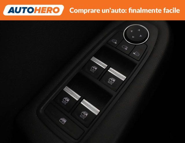 RENAULT Clio TCe 100 CV 5 porte Intens