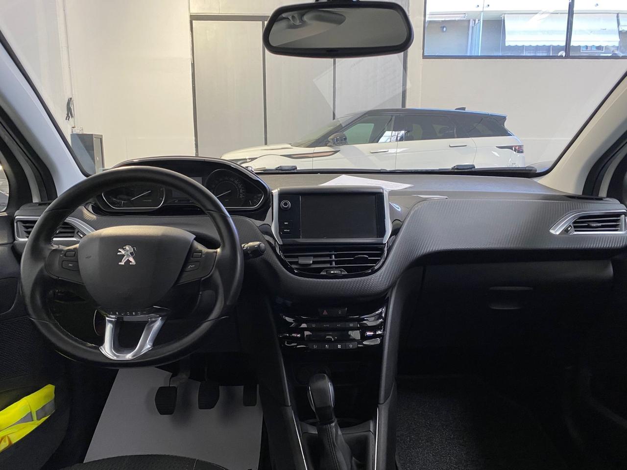 Peugeot 208 BlueHDi 100 5 porte GT Line