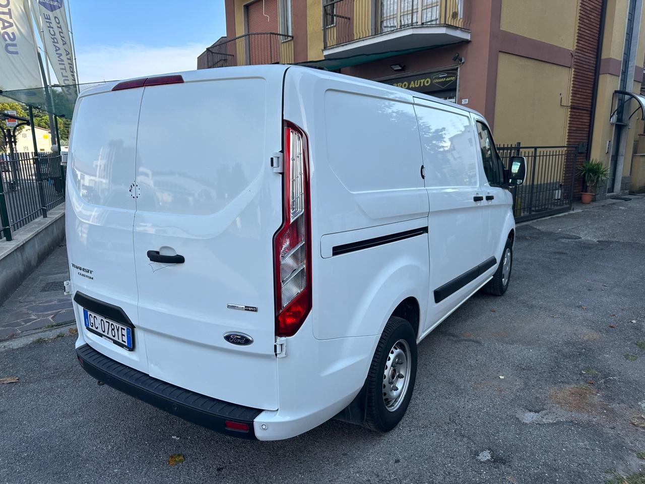 Ford Transit Custom 280 2.0 EcoBlue Hybrid 130 PC Furg. Titanium