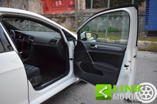 VOLKSWAGEN Golf eHIBRID