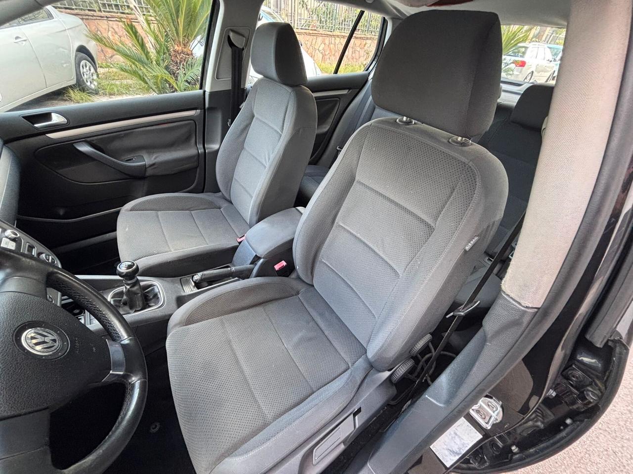 Volkswagen Golf 1.6 5p. Comfortline