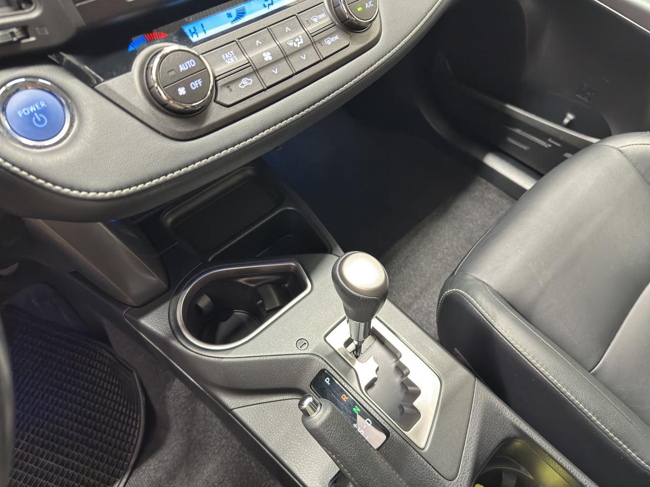 Toyota Rav4 2.5 vvt-i h LOUNGE 2wd e-cvt my17