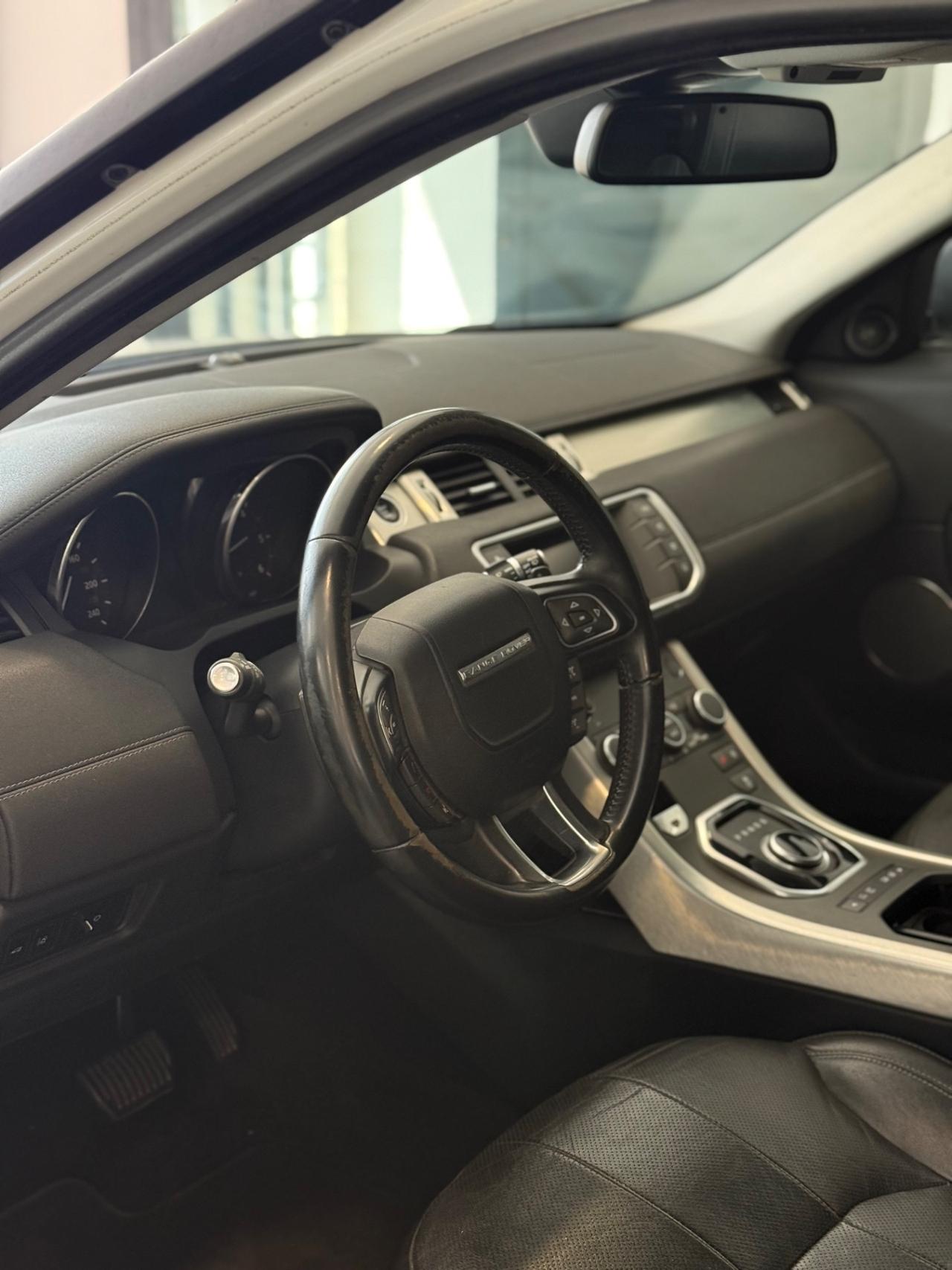 Land Rover Range Evoque 2.0 TD4 150 CV 5p. SE Dynamic