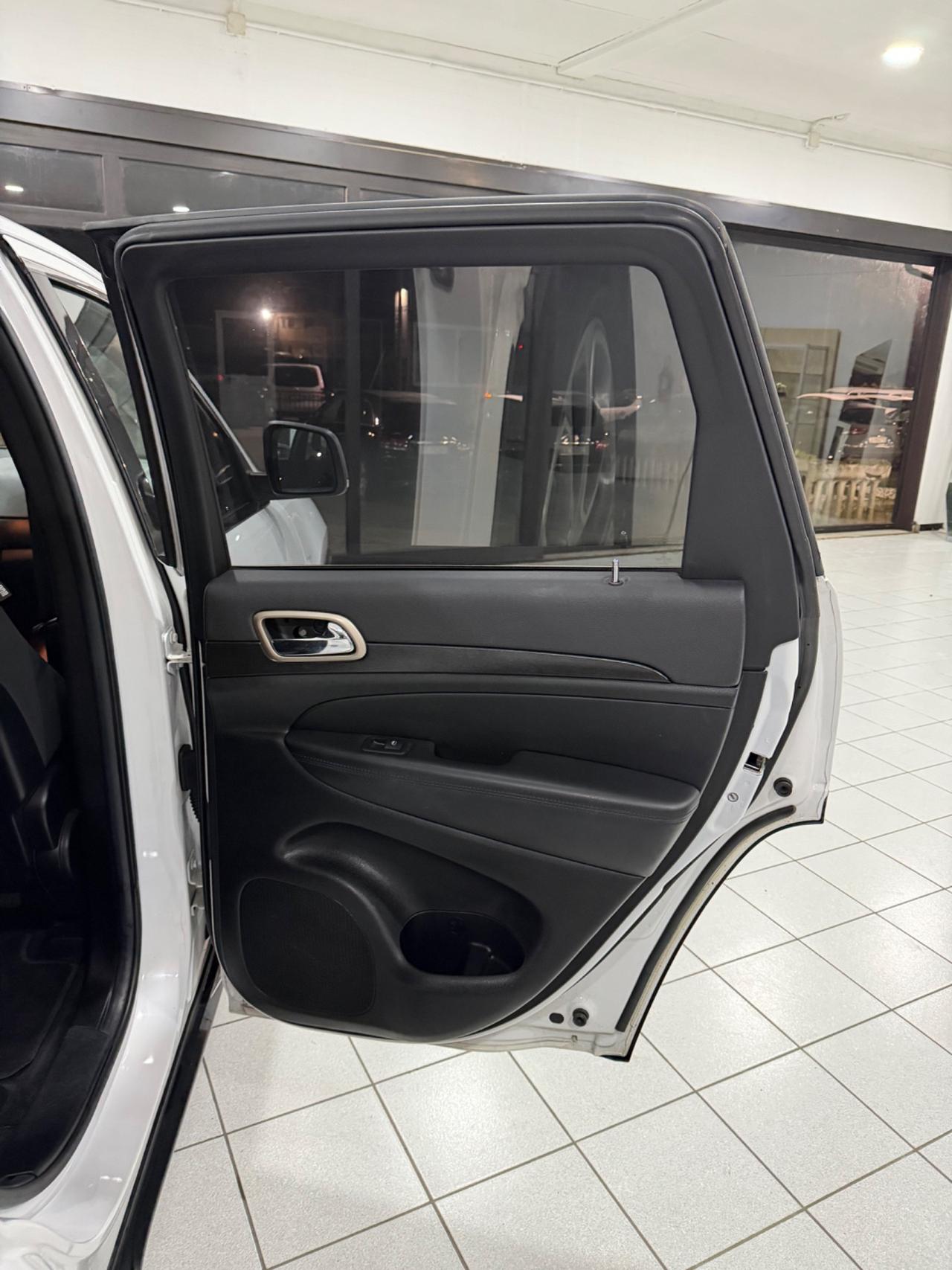 Jeep Grand Cherokee 3.0 V6 CRD Multijet II Laredo