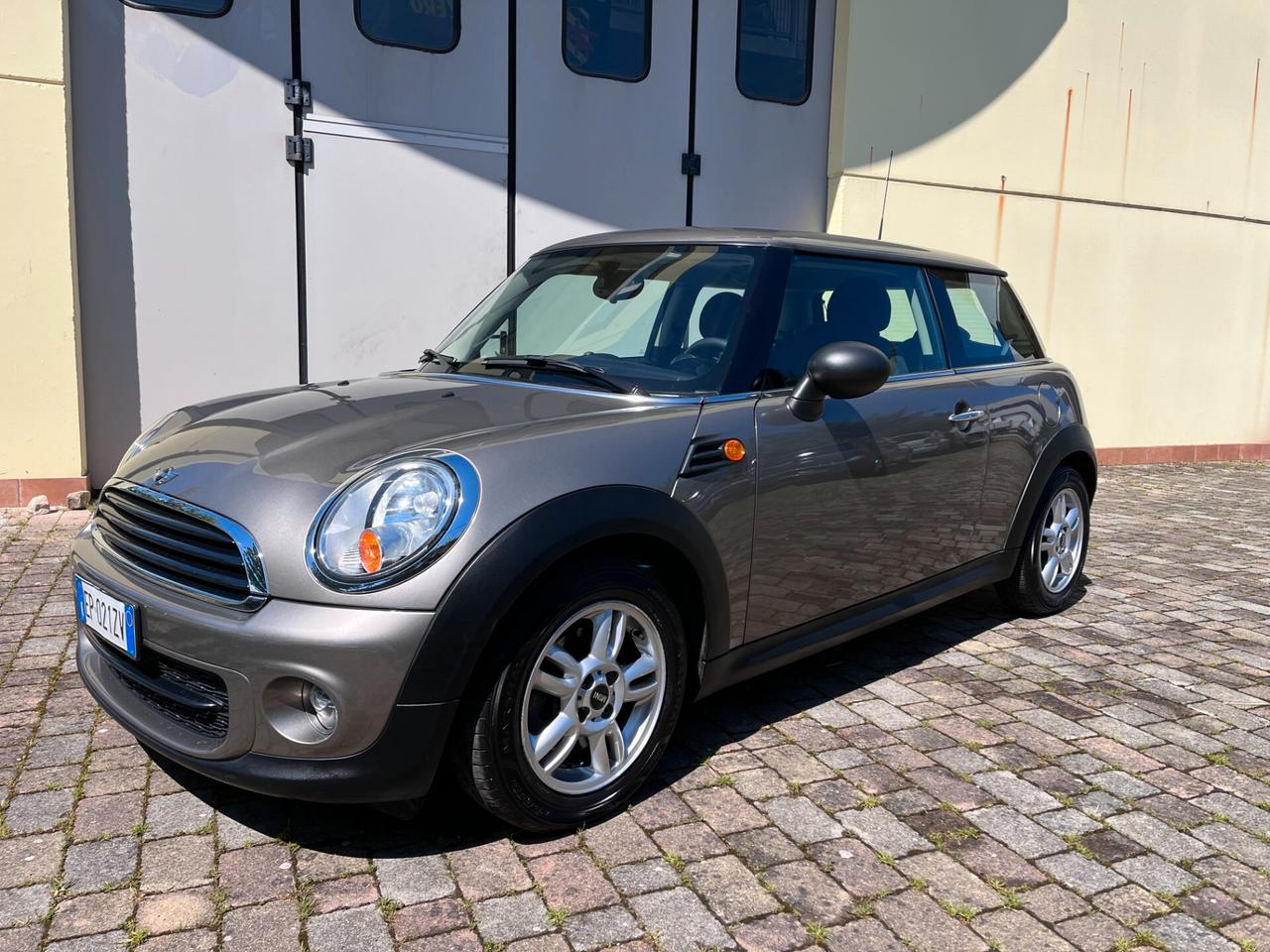 Mini Mini 1.6 16V Cooper D