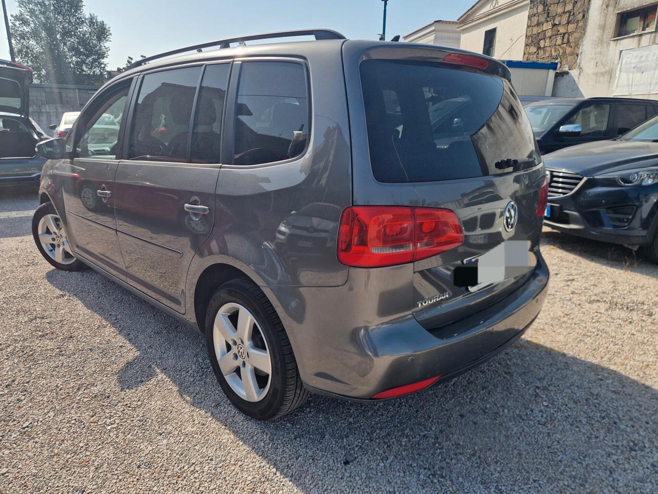 Volkswagen Touran 1.6 TDI DSG Comfortline-2014
