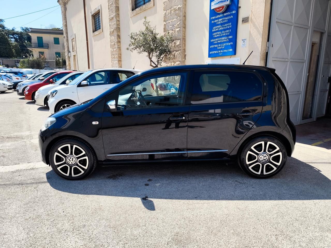 Volkswagen up! 1.0 75 CV 5p. high ASG