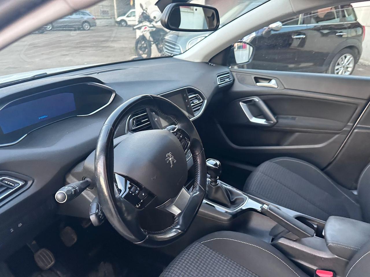 Peugeot 308 BlueHDi 100 S&S SW Active