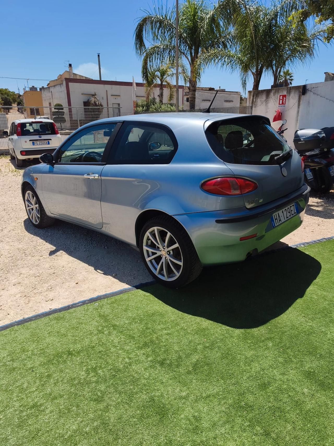 Alfa Romeo 147 1.9 JTD 16V cat 3 porte Progression