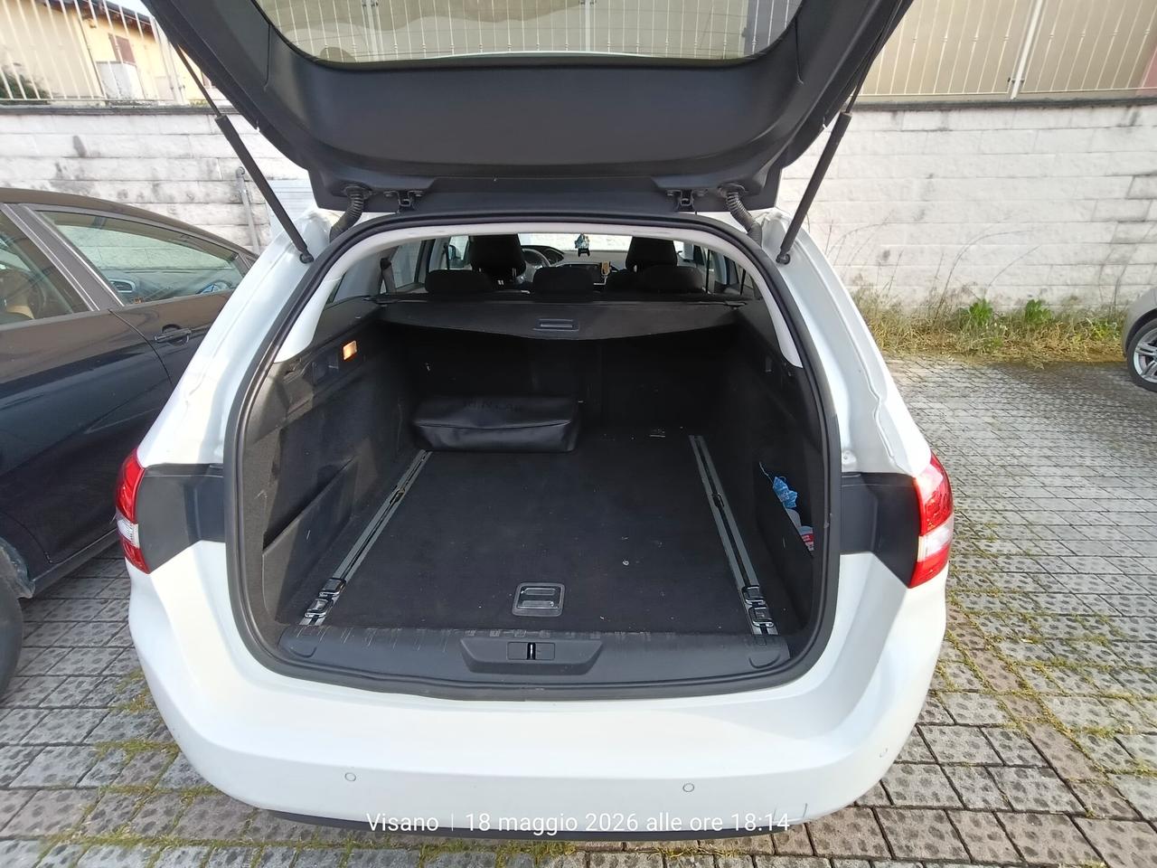 Peugeot 308 BlueHDi 120 S&S Allure