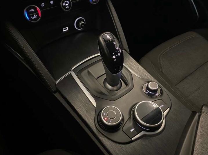 Alfa Romeo Stelvio 2.2 t 190cv Blu Montecarlo