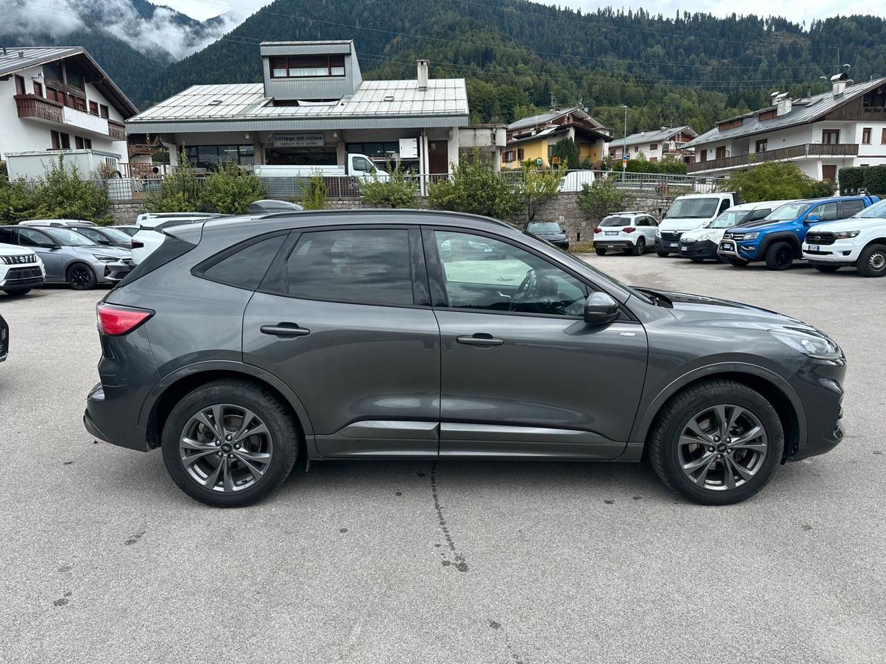 Ford Kuga 2.5 Full Hybrid 190 CV CVT AWD ST-Line