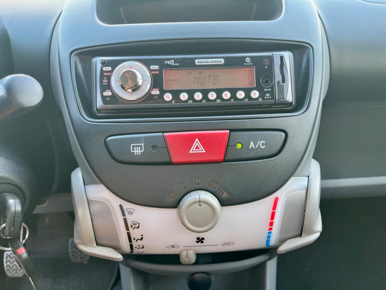 Toyota Aygo 1.0benz 2008 86.000km per neopatentati