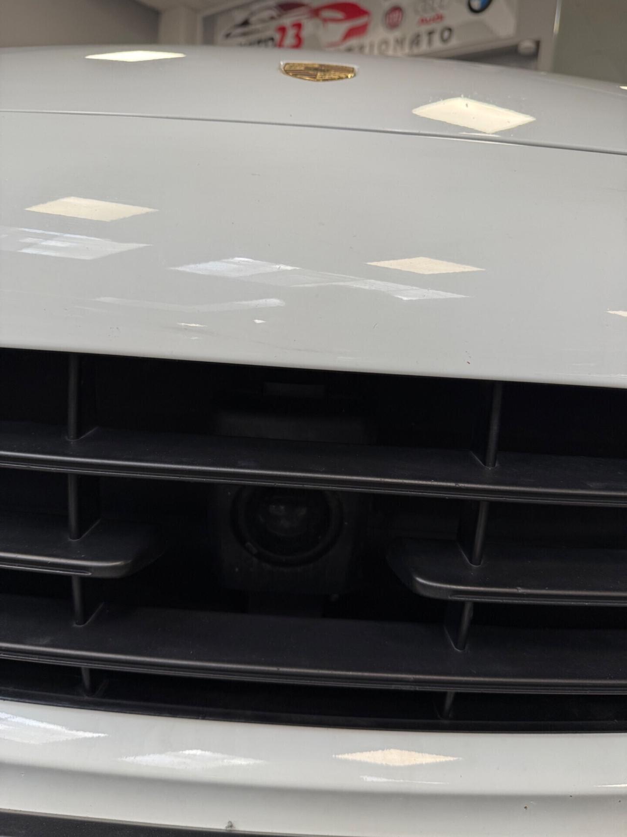 Porsche Cayenne 3.0 Diesel Platinum Edition 262CV