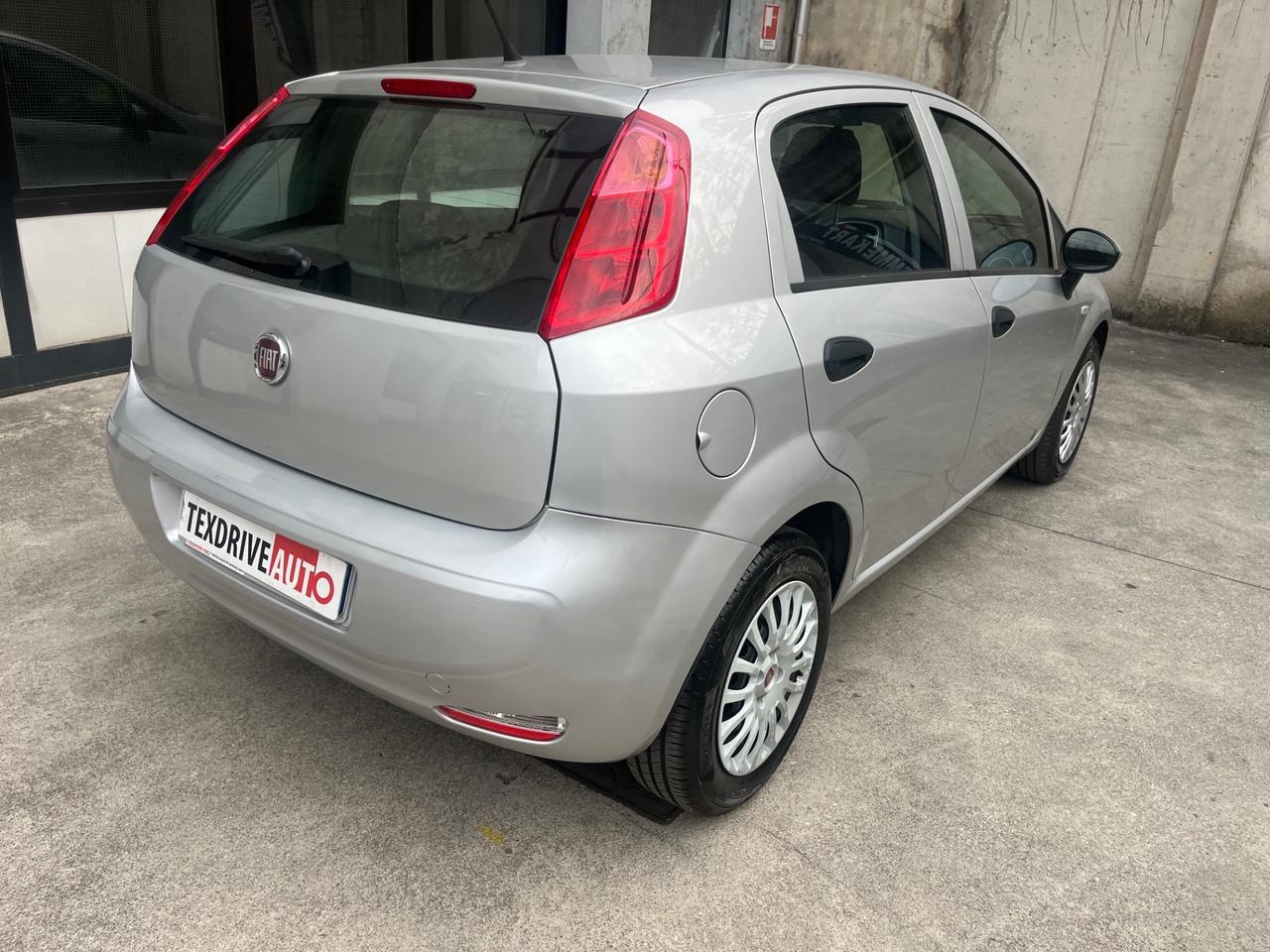 Fiat Punto 1.3 MJT II S&S 95 CV 5 porte Street