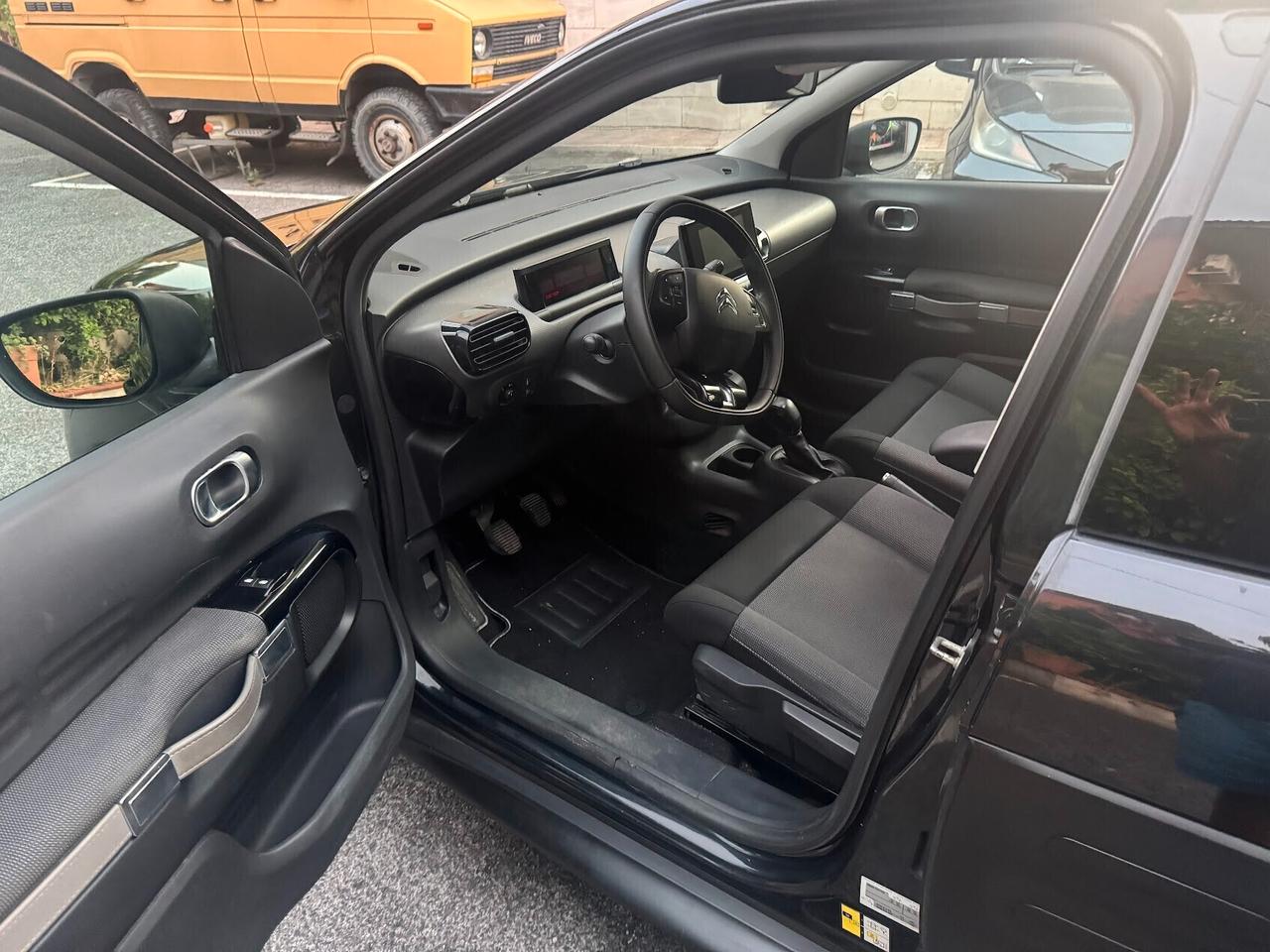 Citroen C4 Cactus BlueHDi Shine