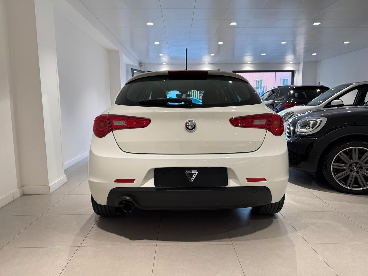 Alfa Romeo Giulietta 1.6 JTDm-2 105 CV Distinctive