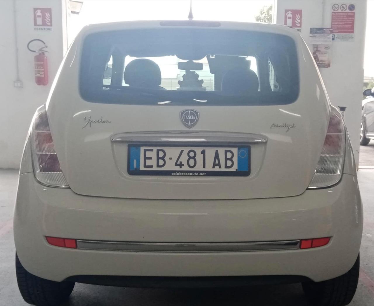 Lancia Ypsilon 1.3 MJT 75 CV Diva