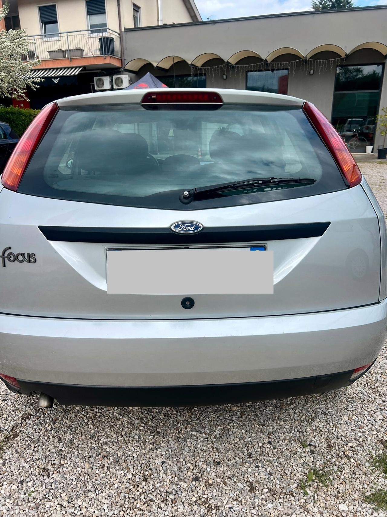 Ford Focus 1.8 TDDi cat 5p. Ambiente