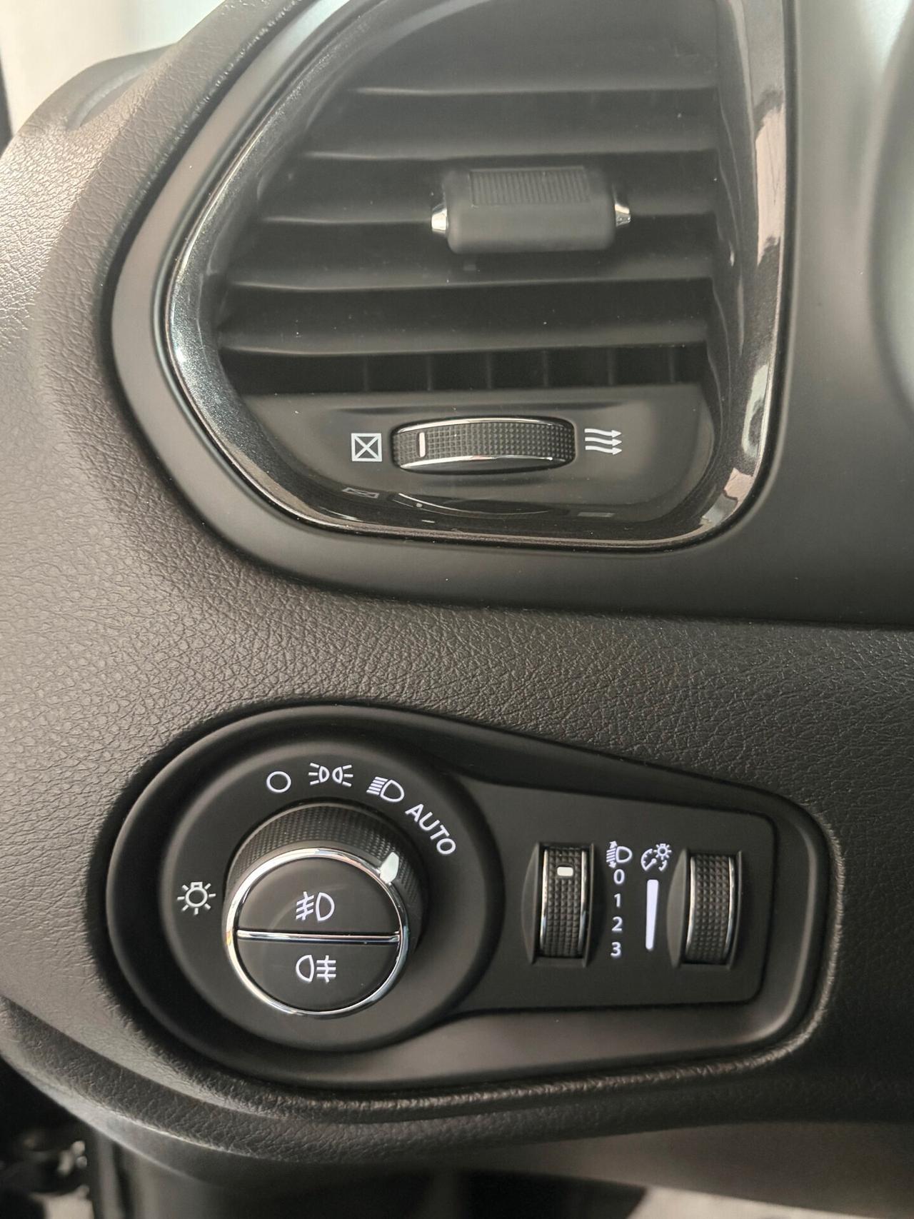 Jeep Renegade 1.5 Turbo T4 MHEV S