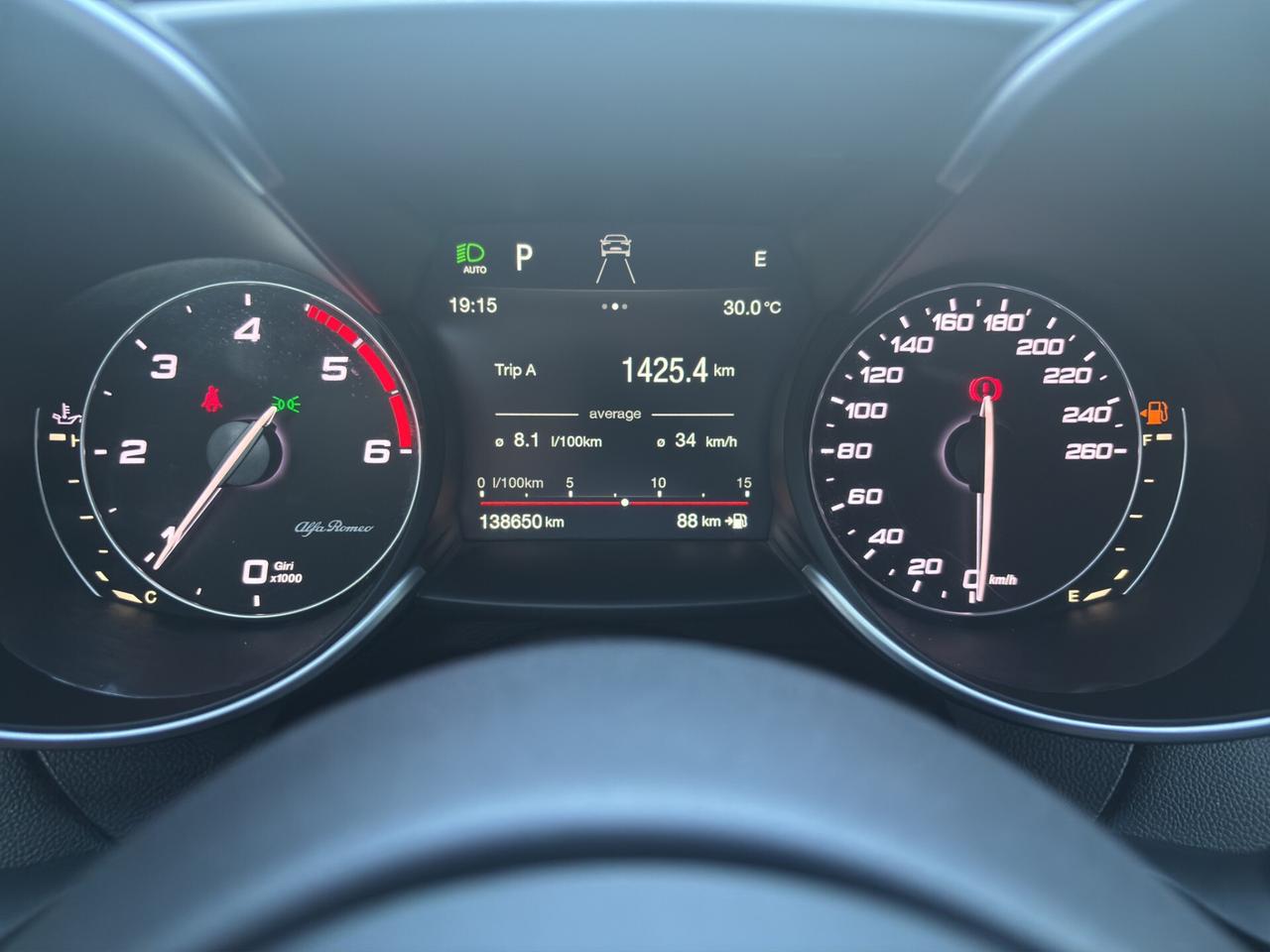 Alfa Romeo Giulia 2.2 Turbodiesel 210 CV AT8 AWD Q4 Veloce