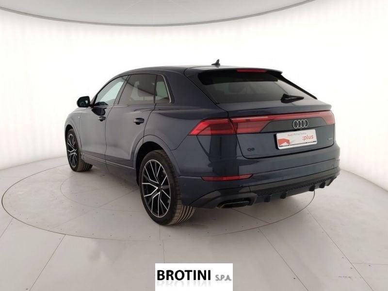Audi Q8 50 TDI 210kW quattro tip. S Line Edition