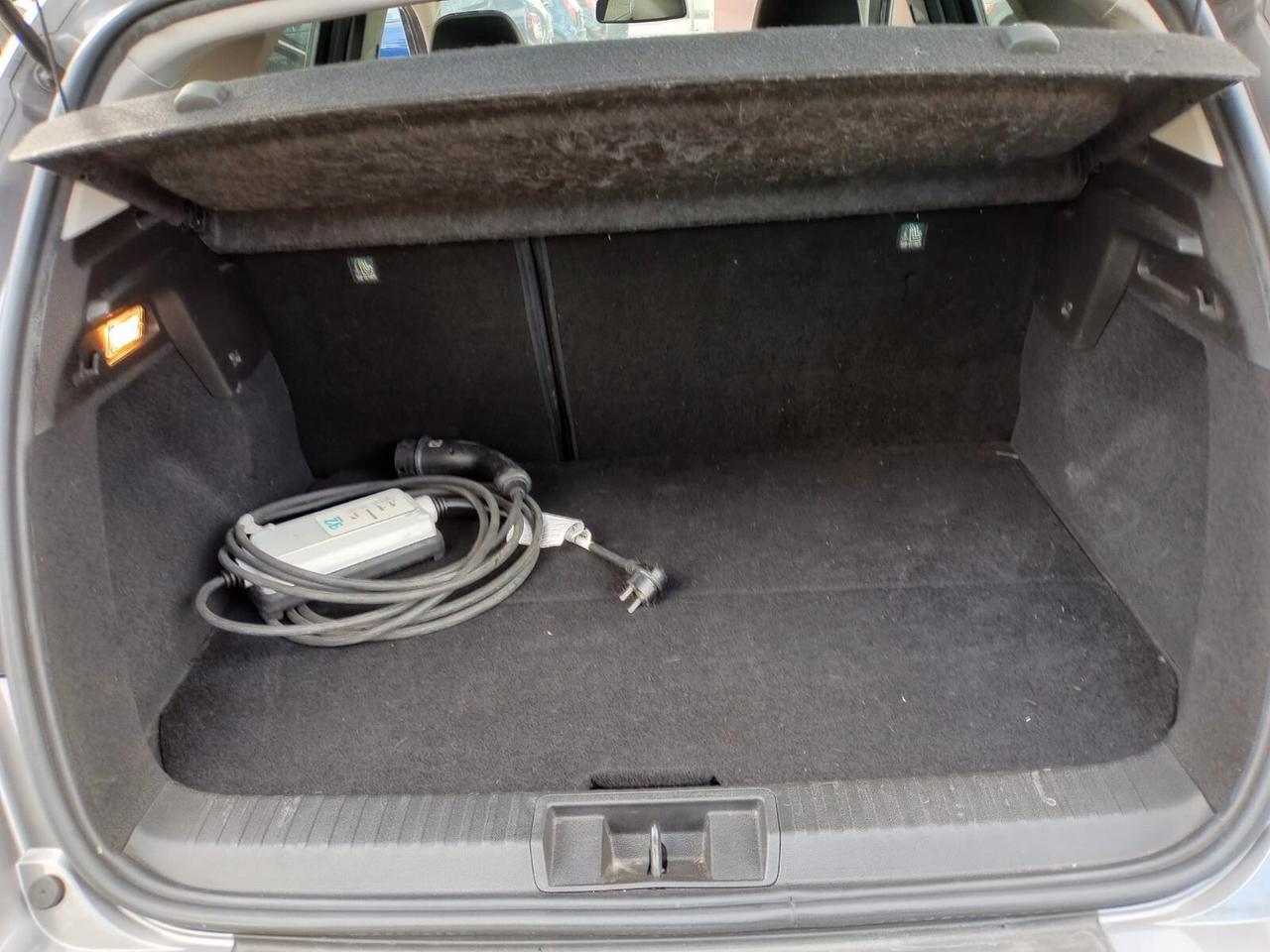 Renault Captur Mild Hybrid 140 CV Business