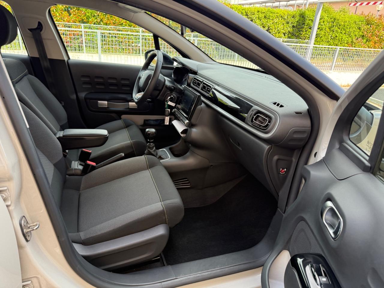 Citroen C3 BlueHDi 100 S&S Shine Pack