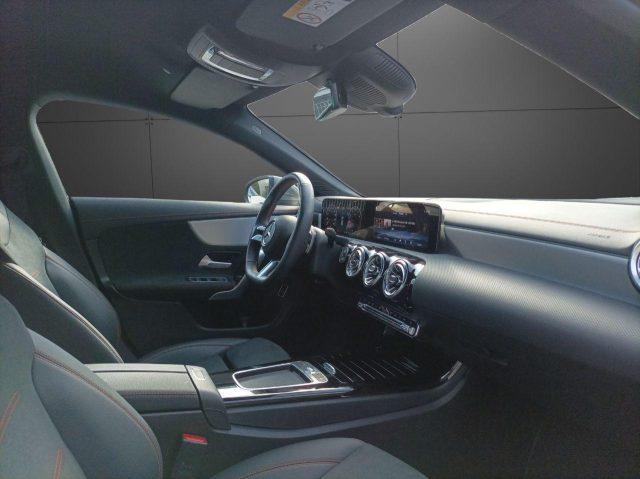 MERCEDES-BENZ CLA 200 Automatic Shooting Brake AMG Line Advanced Plus