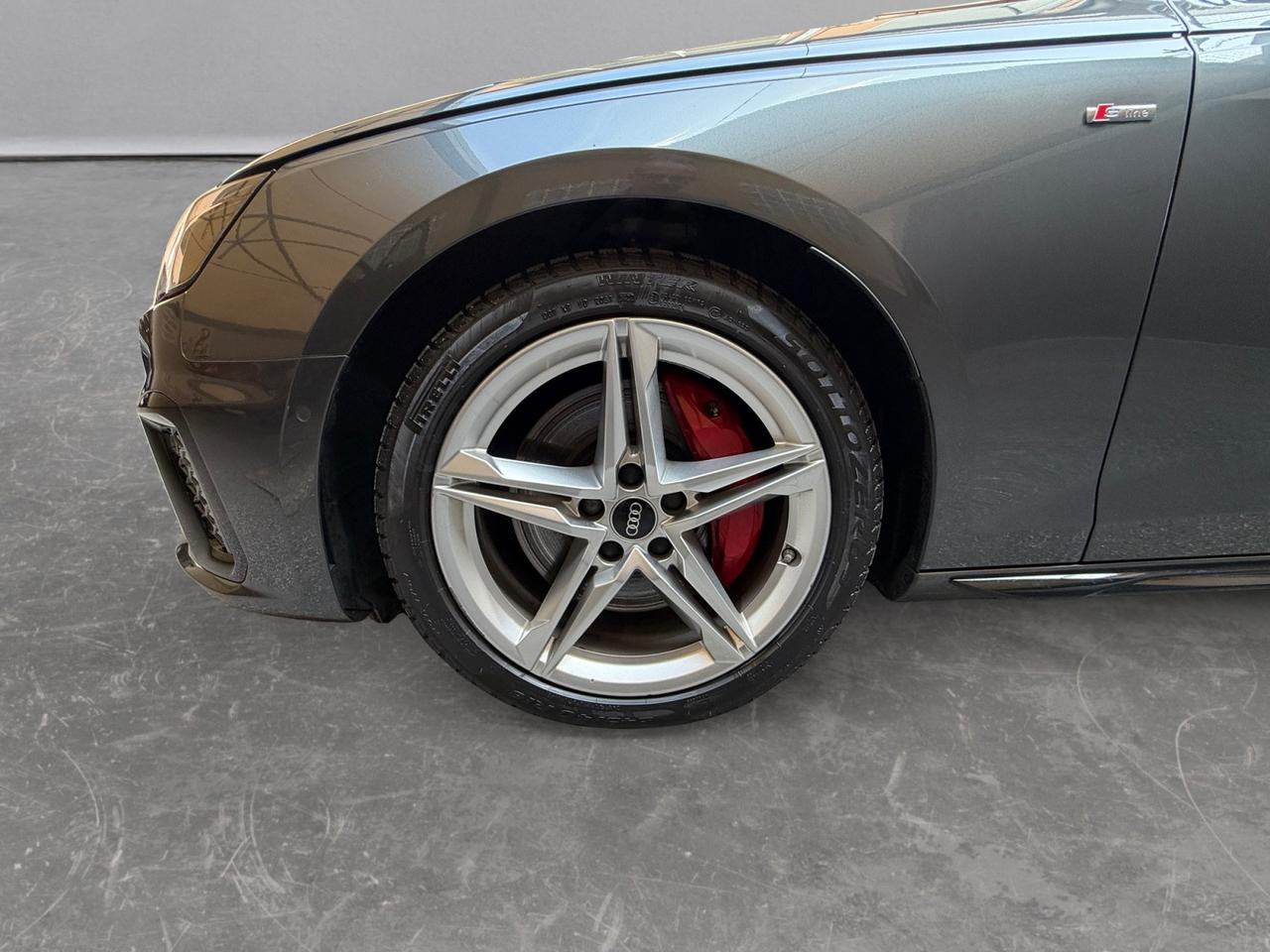 Audi A4 Avant 40 2.0 tdi mhev S line edition quattro 204cv s-tronic FARI MATRIX