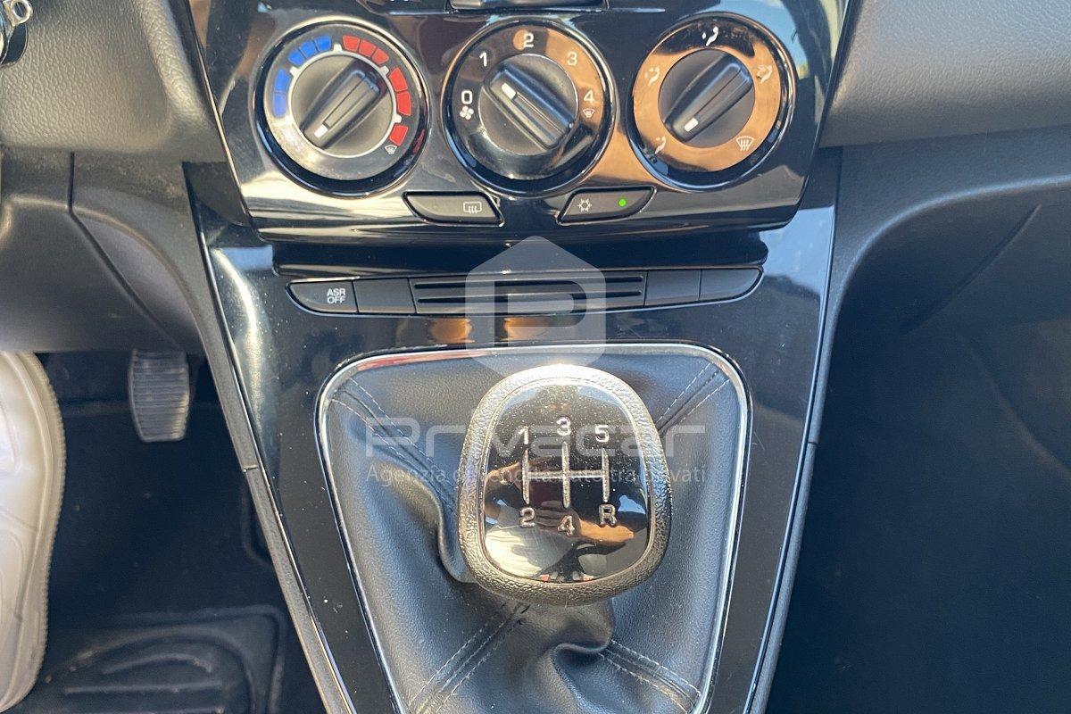 LANCIA Ypsilon 1.3 MJT 16V 95 CV 5 porte S&S Gold