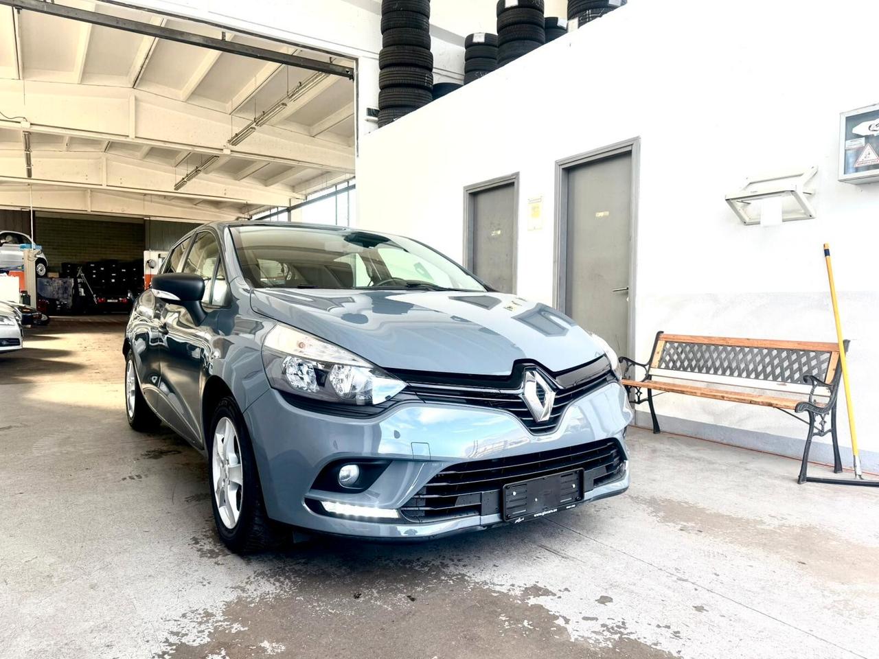 Renault Clio TCe 12V 75 CV 5 porte OK Neopatentati