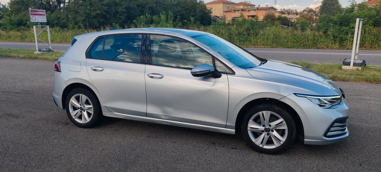 Volkswagen Golf 1.0 TSI EVO Life