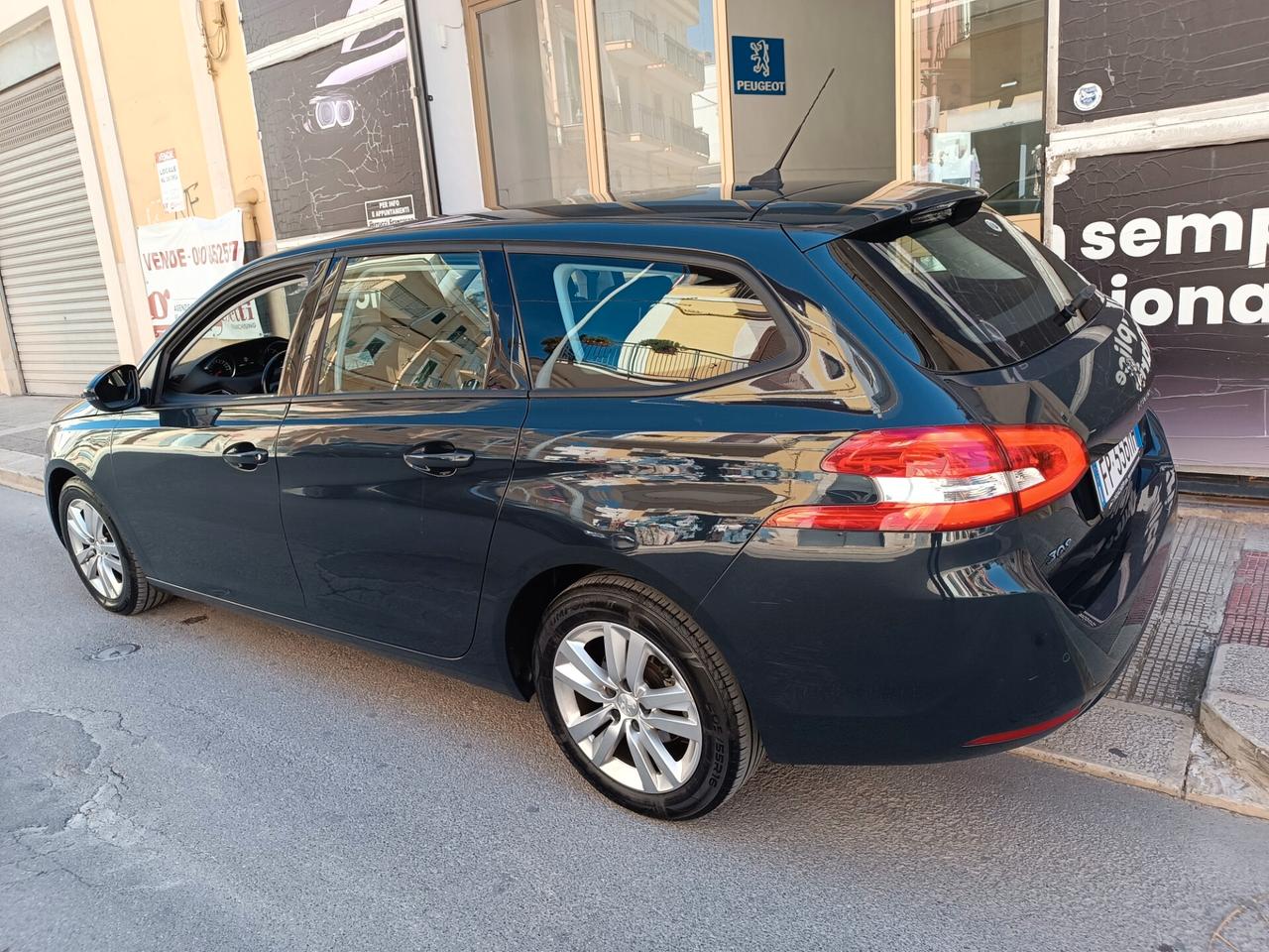 Peugeot 308 1600 BlueHDi 100 CV SW Business NAVI
