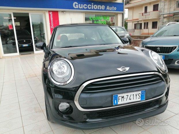 MINI 1.5 COOPER D BUSINESS cambio automatico