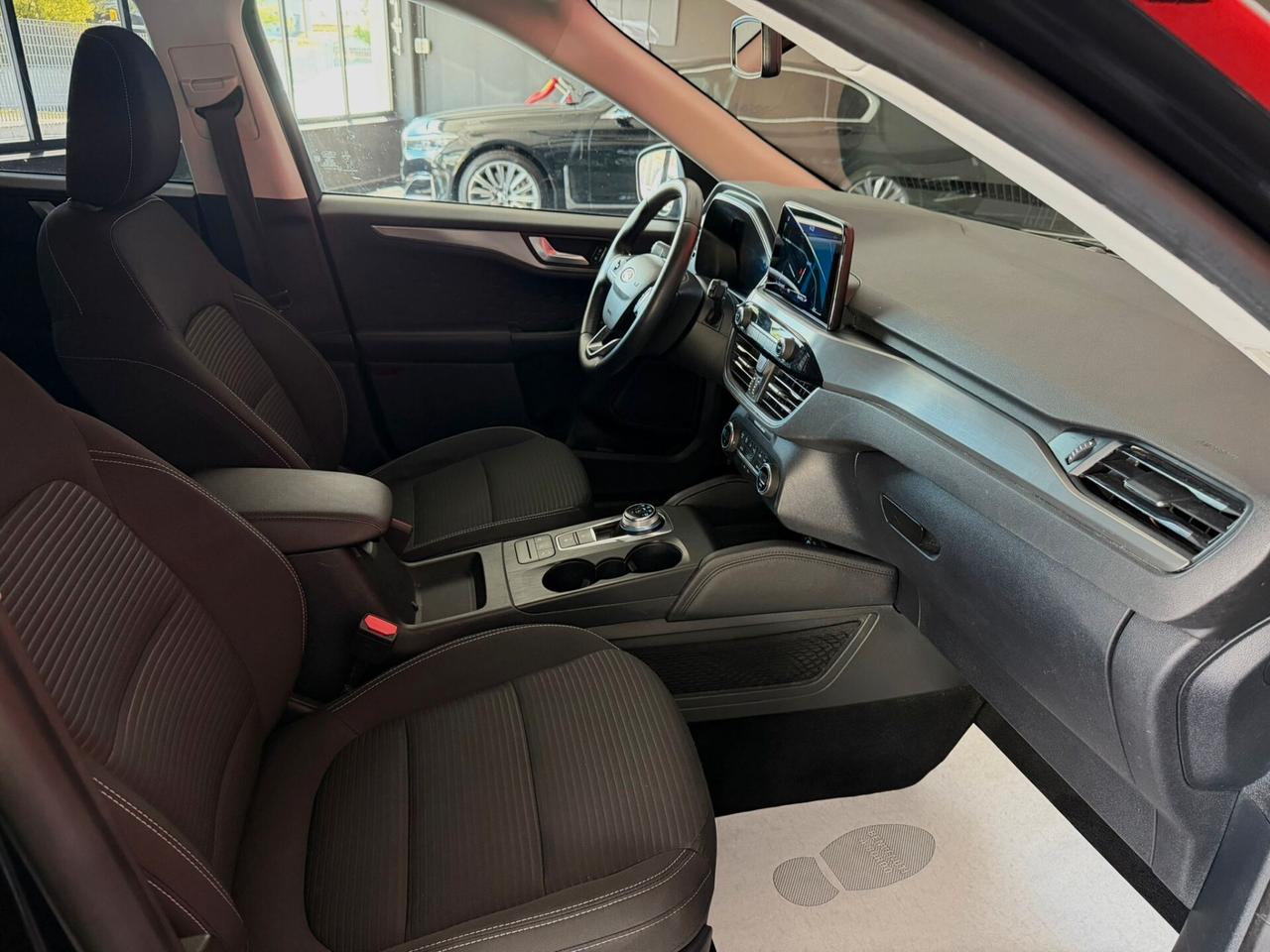 Ford Kuga 1.5 EcoBlue 120 CV aut. 2WD Titanium Business