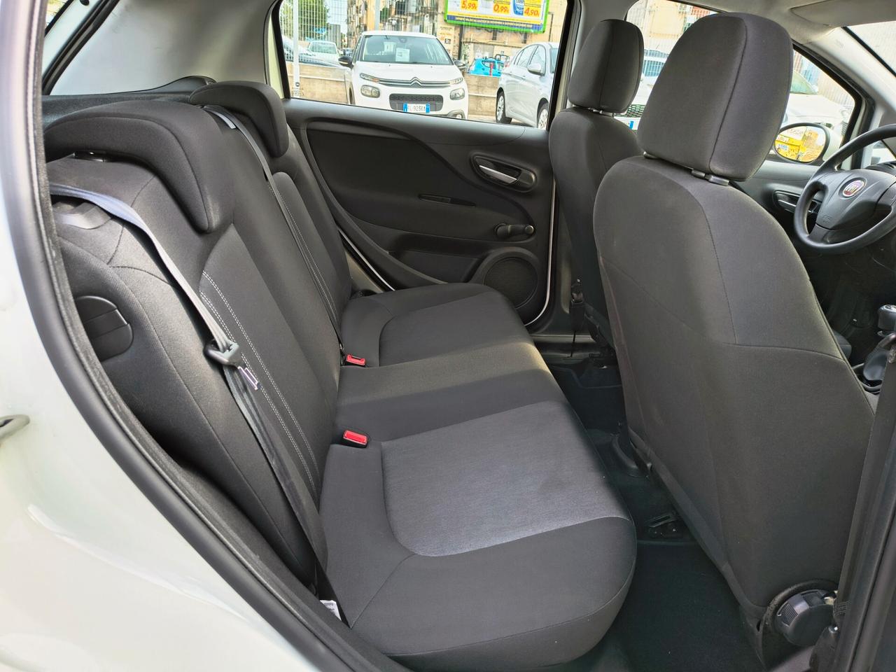 FIAT PUNTO 1.4 BENZINA UNICOPROPRIETARIO 2013