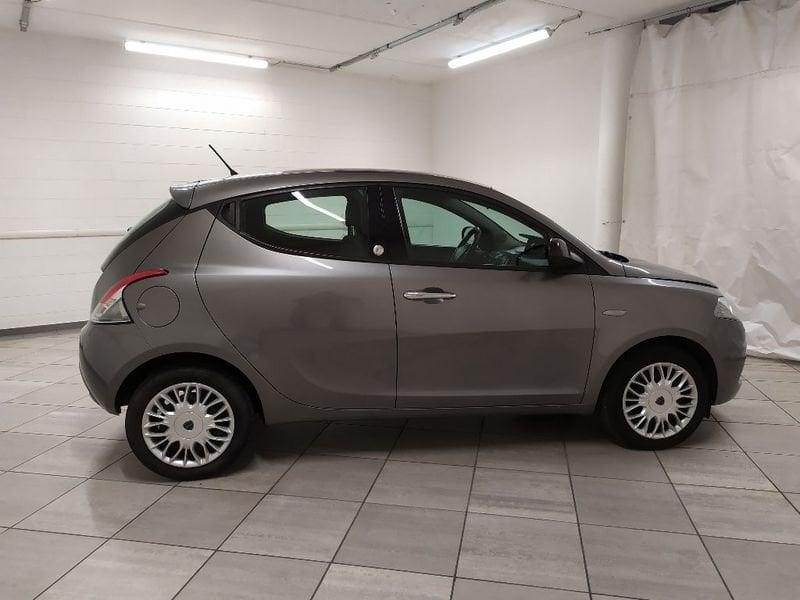 Lancia Ypsilon 1.2 Gold ecochic Gpl 69cv my16