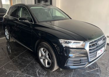 Audi Q5 40 2.0 tdi Business Sport quattro 190cv s-tronic