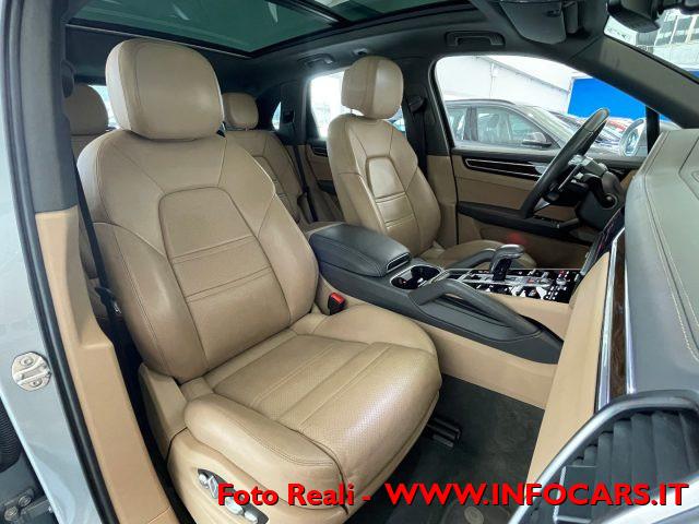 PORSCHE Cayenne 3.0 V6 E-Hybrid PHEV Iva Esposta Promo