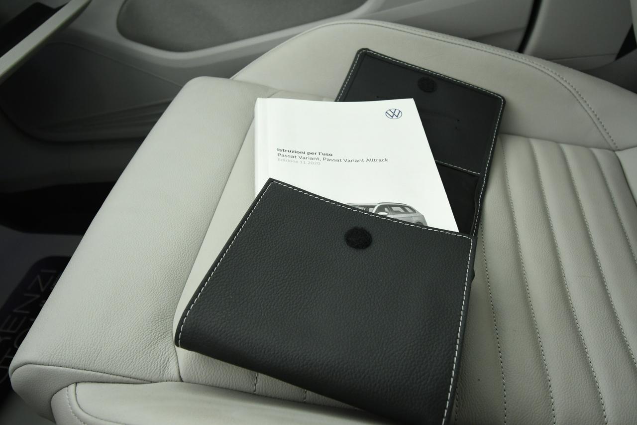 VOLKSWAGEN Passat Variant 2.0 tdi Business 150cv dsg CAMERA+LED+PELLE+ACC