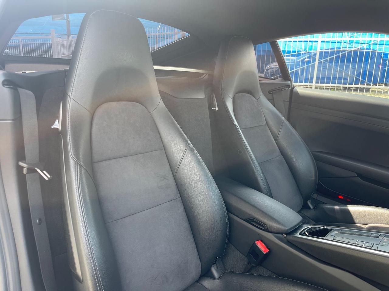 Porsche Cayman 718 2.0 300cv Edition