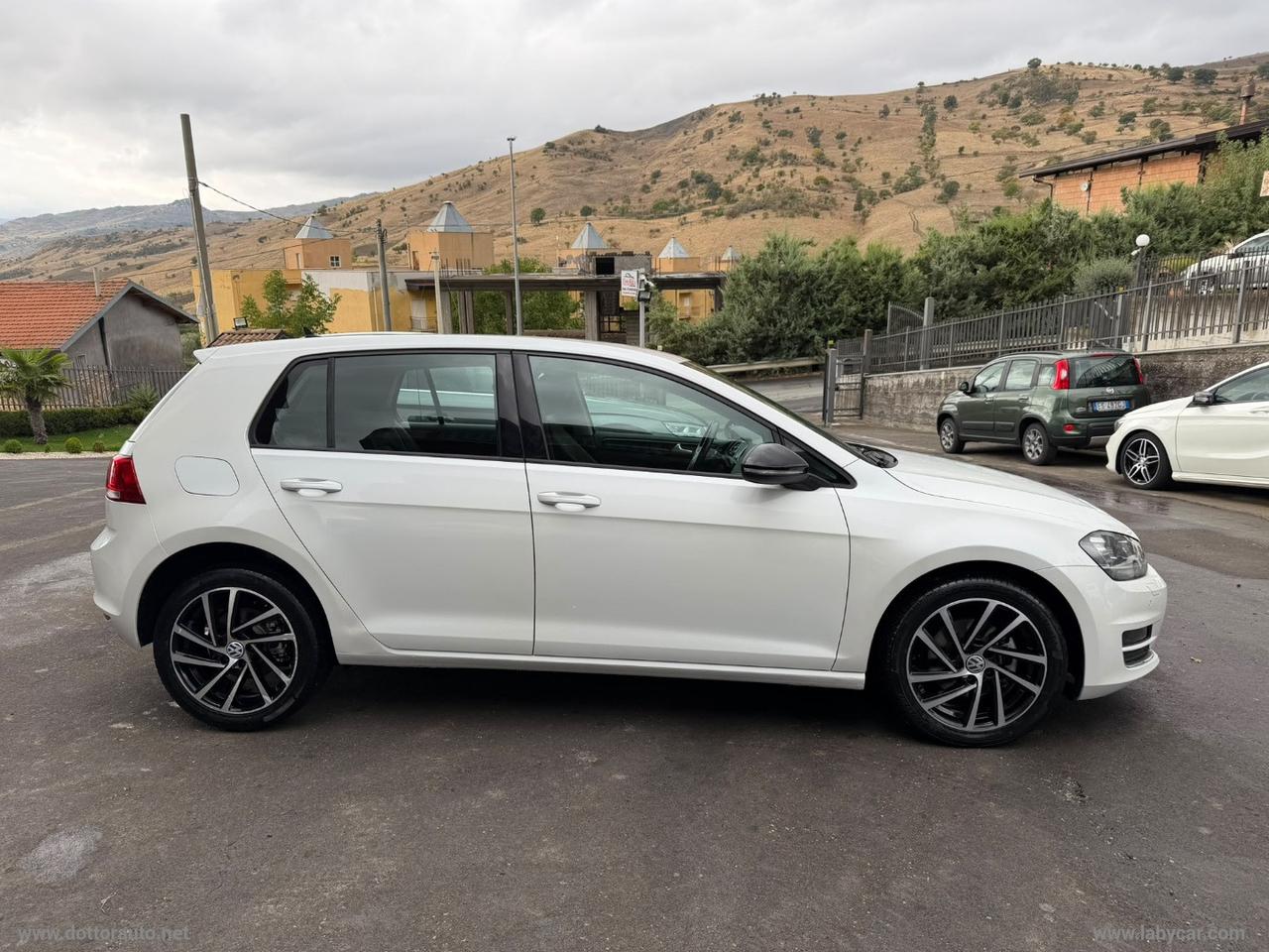 VOLKSWAGEN Golf 2.0 TDI DSG 5p. Highline BMT