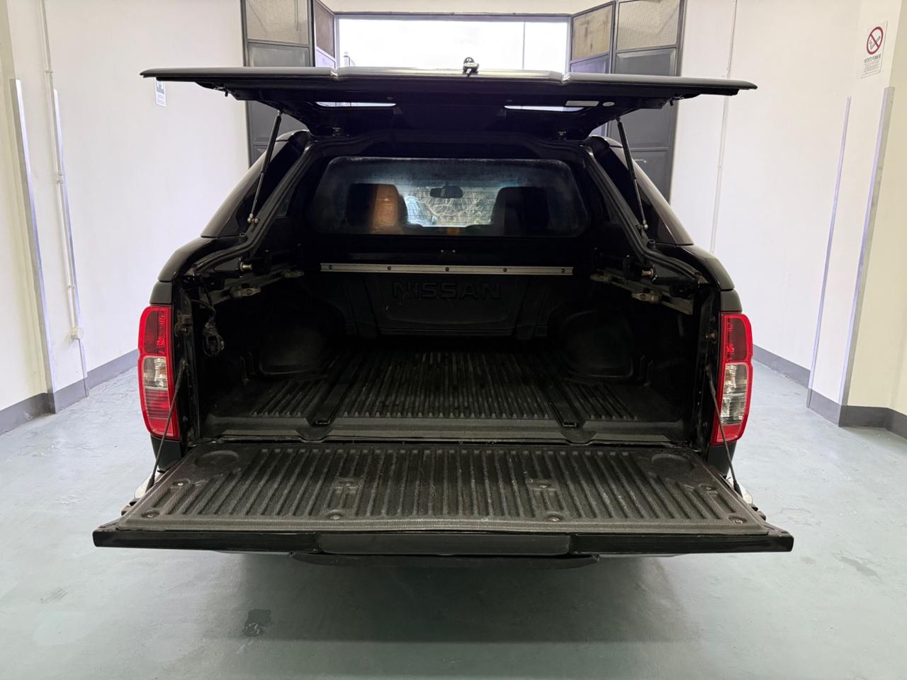 Nissan Navara 2.5 dCi 171CV 4 porte Double Cab LE