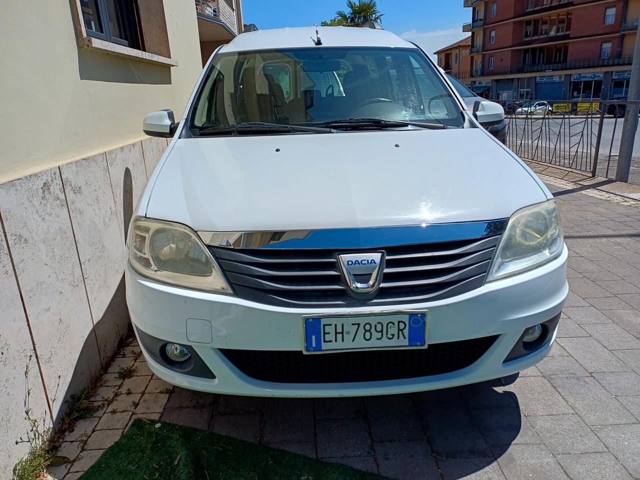 Dacia Logan MCV 1.6 85CV 5 posti
